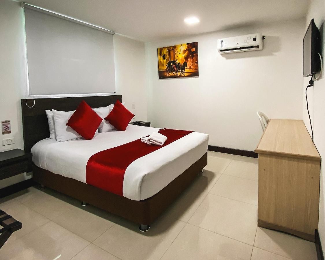 G Hotel