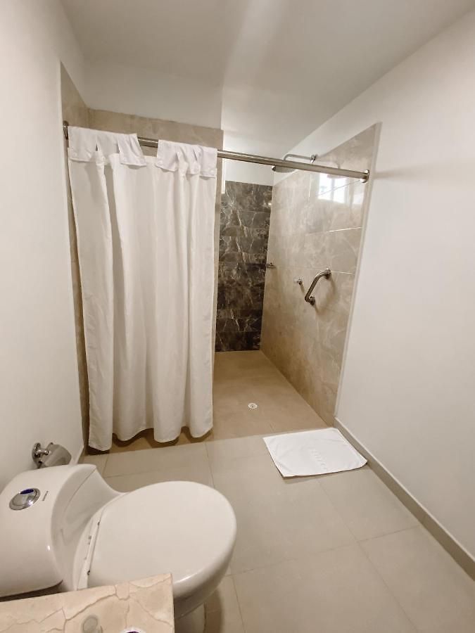 Hotel G