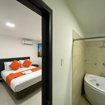 G Hotel